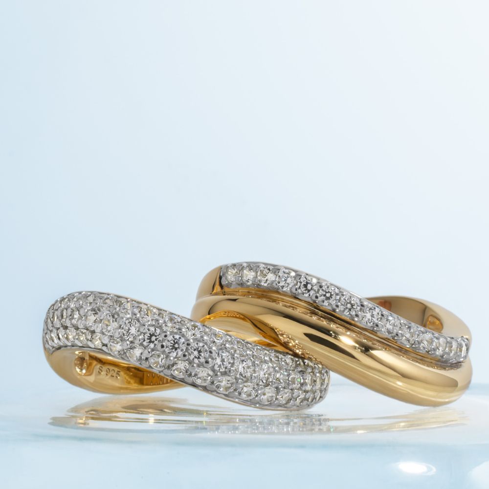 DUO Dress ring with 0.53 carats* of Signature Simulants in 18 carat yellow gold vermeil