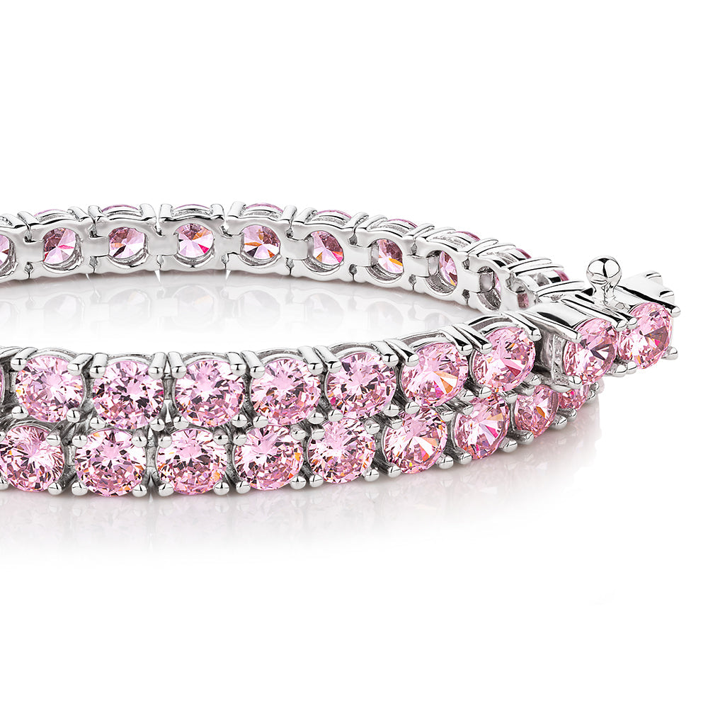 Round Brilliant tennis bracelet with 11 carats* of diamond simulants in sterling silver