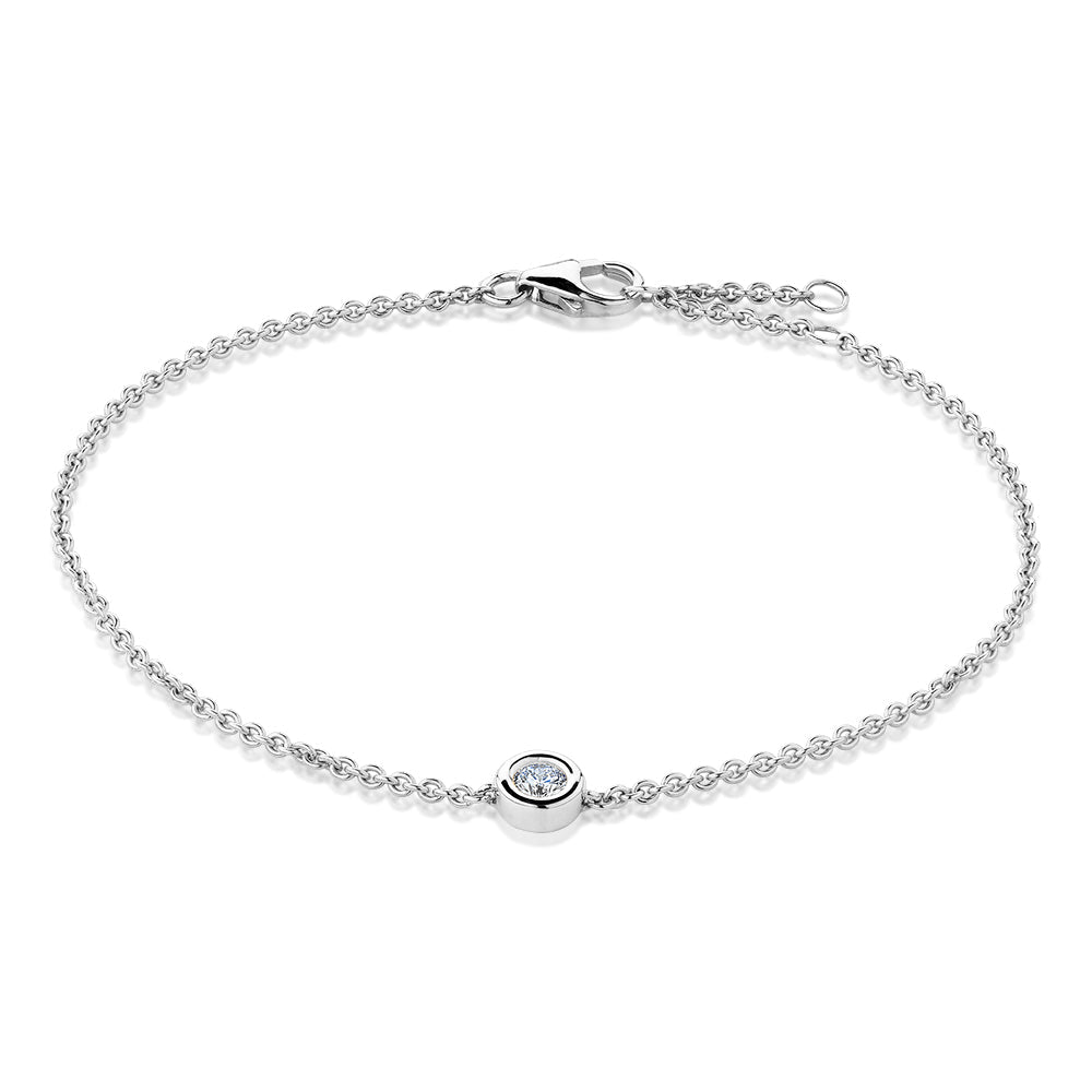 Premium Lab-Grown Diamond, 0.10 carat round brilliant solitaire bracelet in 10 carat white gold
