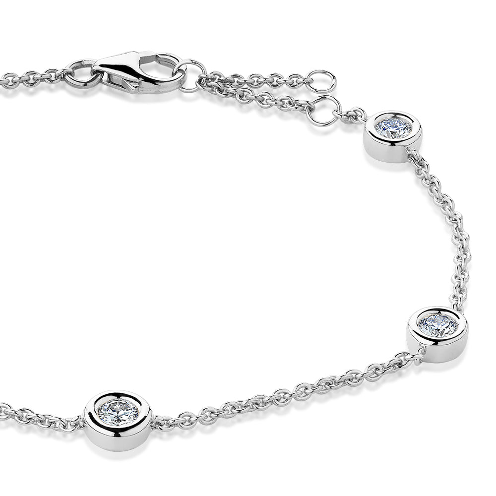 Premium Lab-Grown Diamond, 0.50 carat TW round brilliant solitaire bracelet in 10 carat white gold