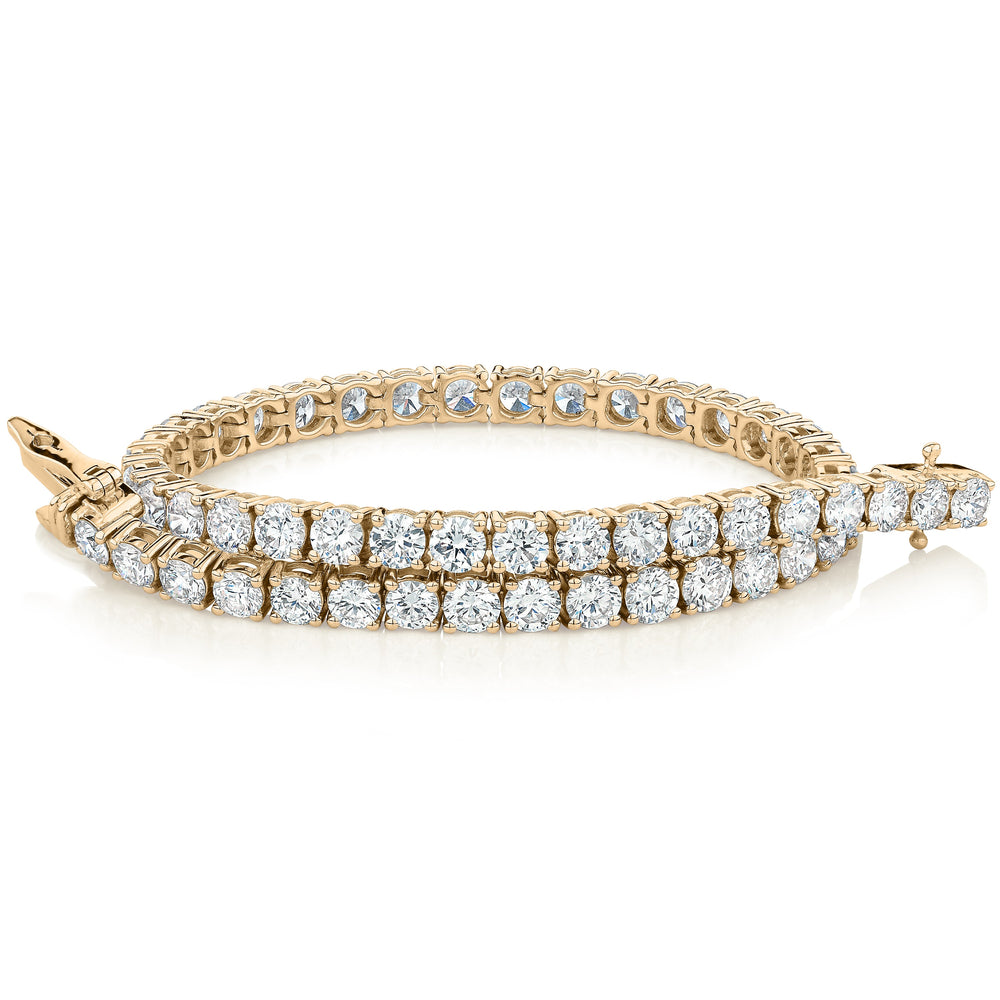 Signature Simulant Diamond 7 carat* TW round brilliant tennis bracelet in 10 carat yellow gold