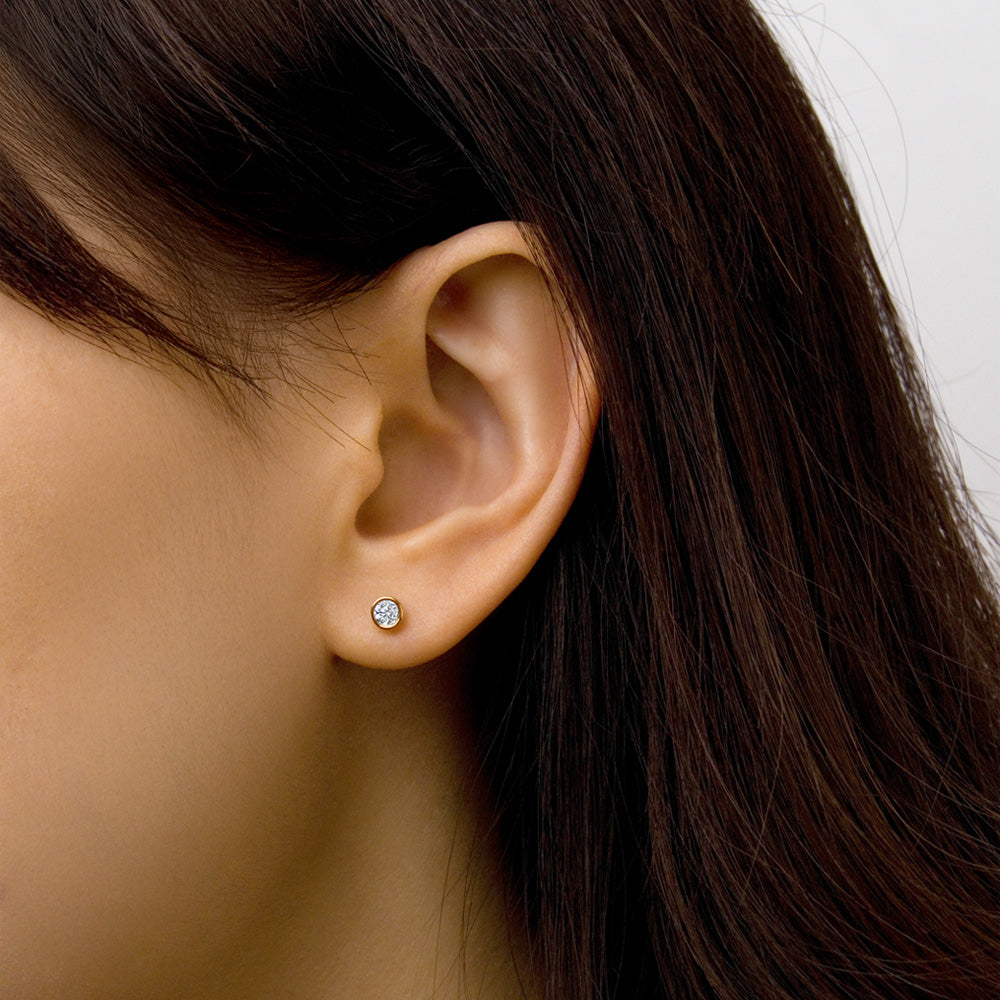 Premium Lab-Grown Diamond, 0.25 carat TW round brilliant stud earrings in 10 carat yellow gold