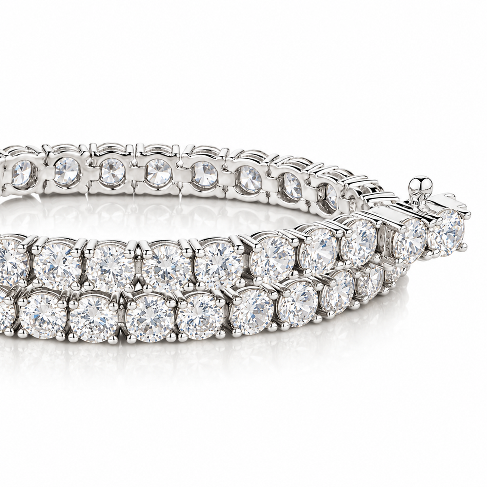 Round Brilliant tennis bracelet with 11 carats* of diamond simulants in sterling silver