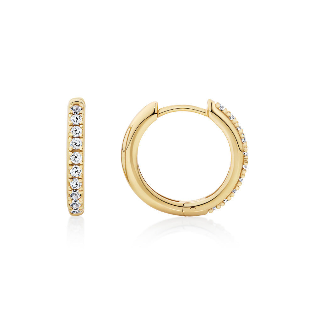 Round brilliannt hoop earrings with diamond simulants in 18 carat yellow gold vermeil