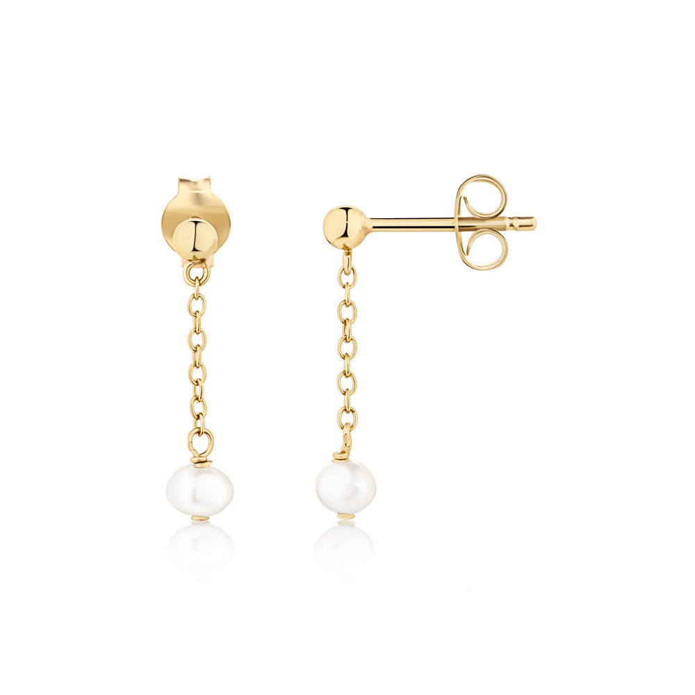 Pearl drop earrings in 18 carat yellow gold vermeil