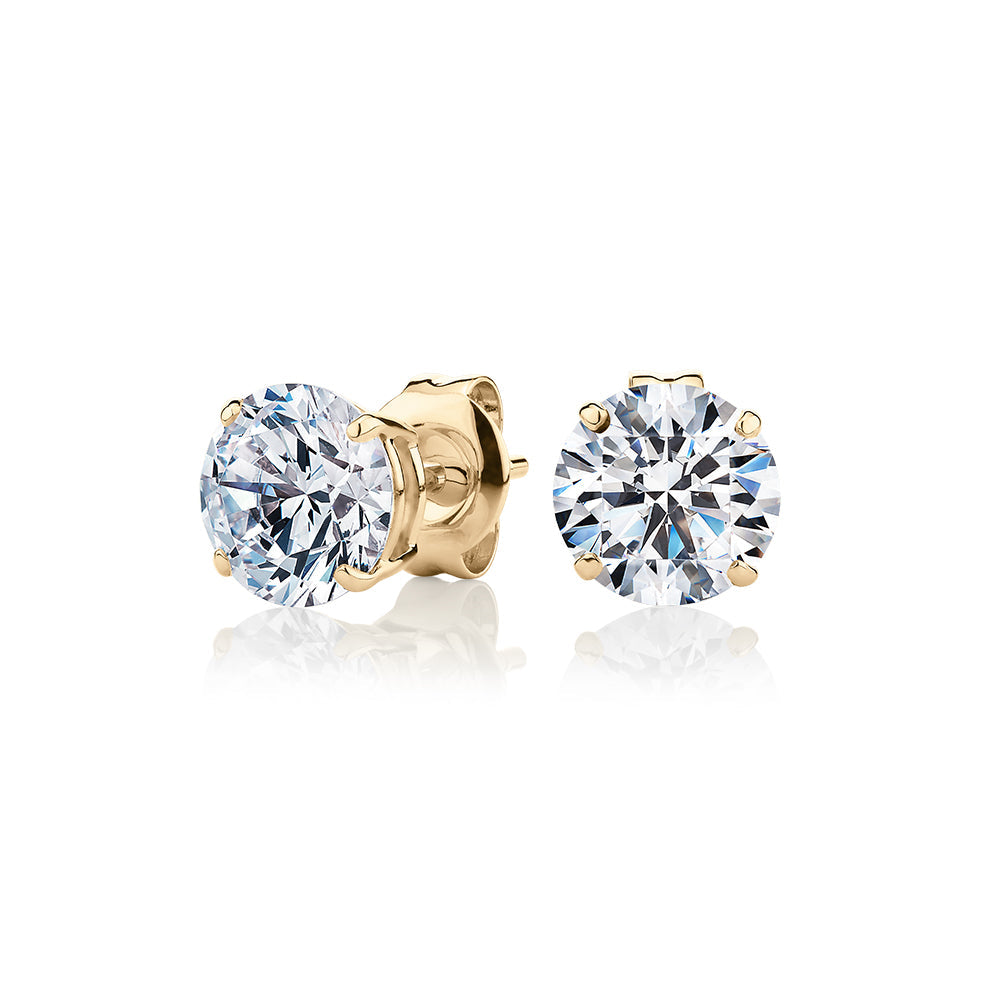 Round Brilliant stud earrings with 2.5 carats* of diamond simulants in 10 carat yellow gold