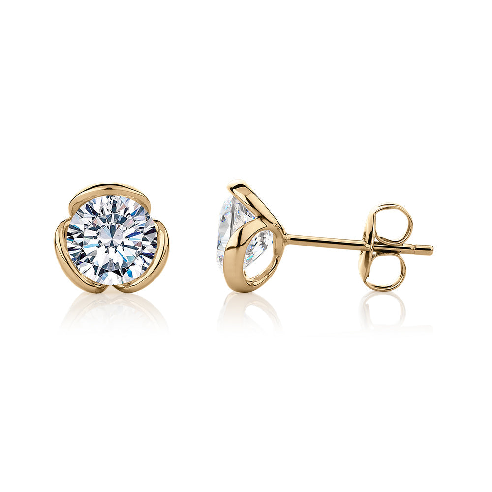 Round Brilliant stud earrings with 2 carats* of diamond simulants in 10 carat yellow gold