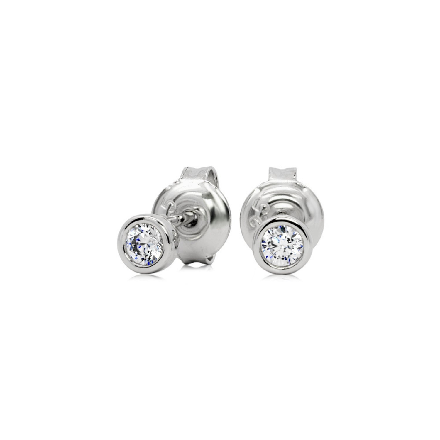 Round Brilliant stud earrings with 0.20 carats* of diamond simulants in sterling silver