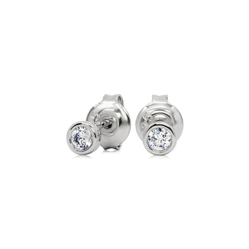Round Brilliant stud earrings with 0.20 carats* of diamond simulants in sterling silver