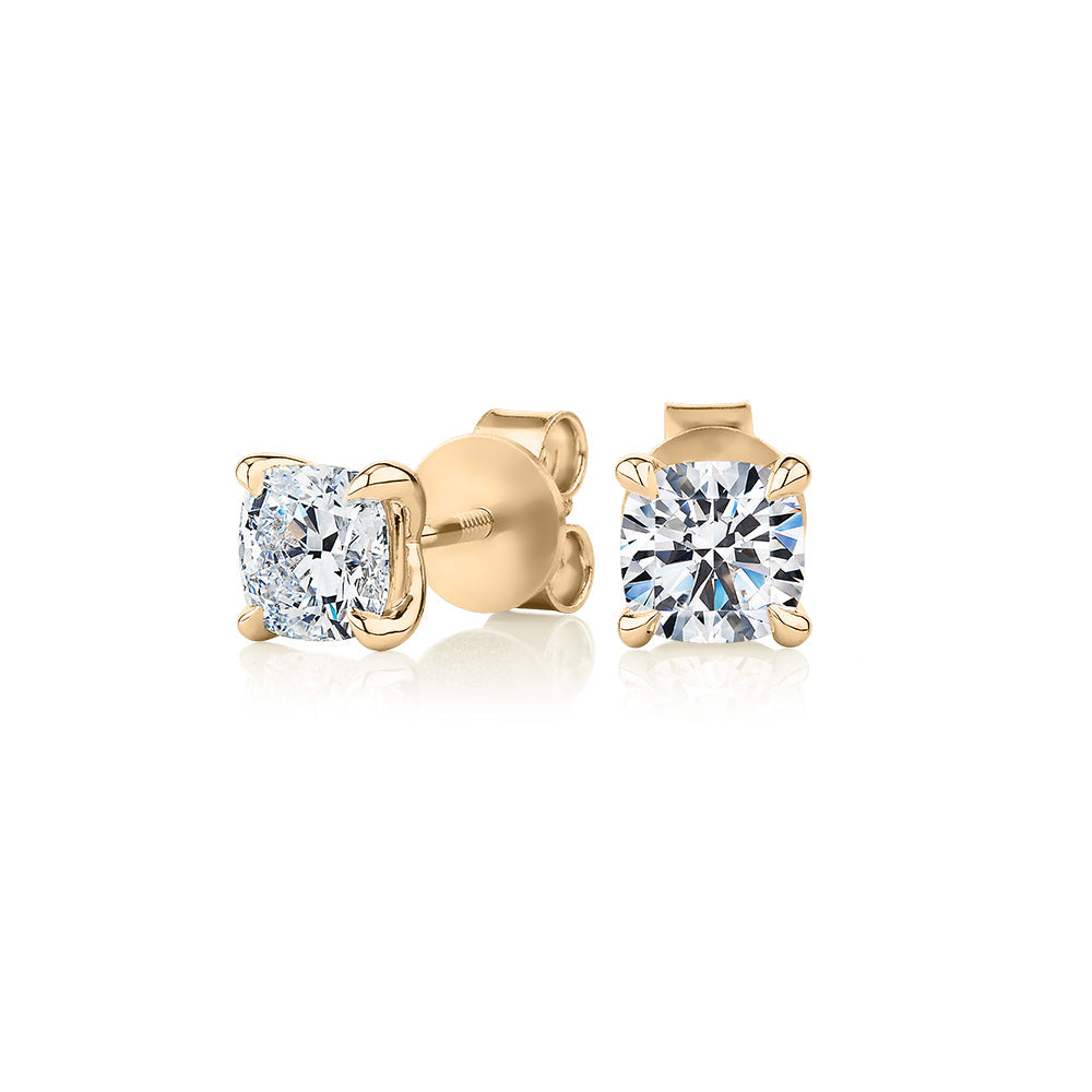 Premium Certified Laboratory Created Diamond, 1.40 carat TW cushion stud earrings in 18 carat yellow gold