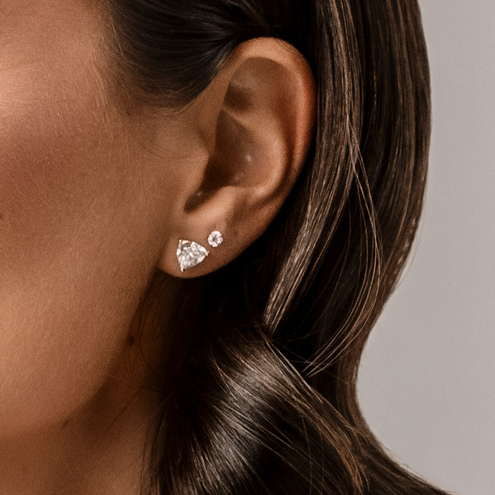 stud-earrings