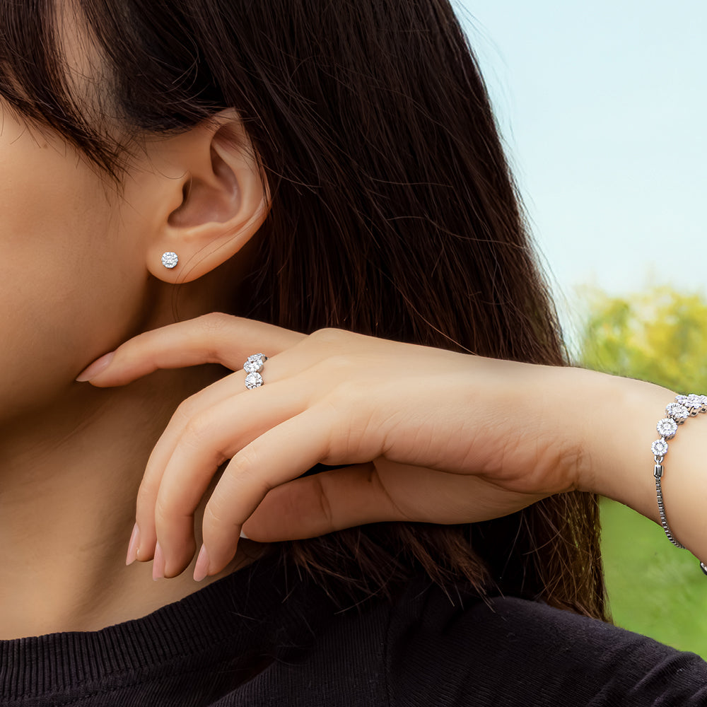 Celeste Round Brilliant Halo earrings with 0.27 carats* of diamond simulants in sterling silver
