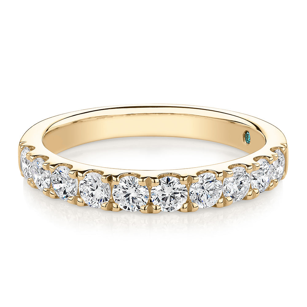 Lab-Grown Diamond, 0.86 carat TW round brilliant wedding or eternity ring in 14 carat yellow gold