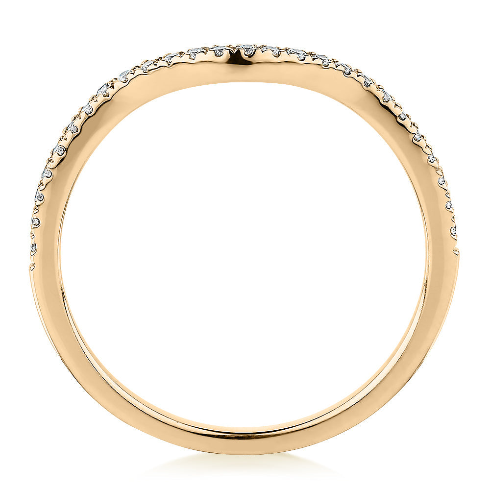Curved wedding or eternity band in 14 carat yellow gold