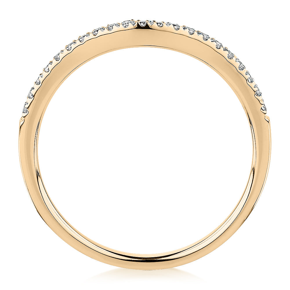 Curved wedding or eternity band in 14 carat yellow gold