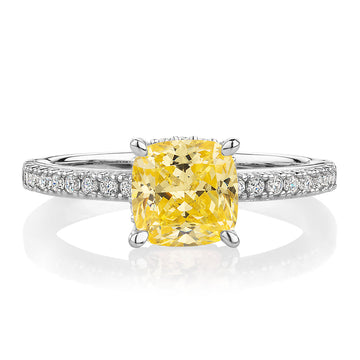 Dress ring with 1.52 carats* of diamond simulants in sterling silver