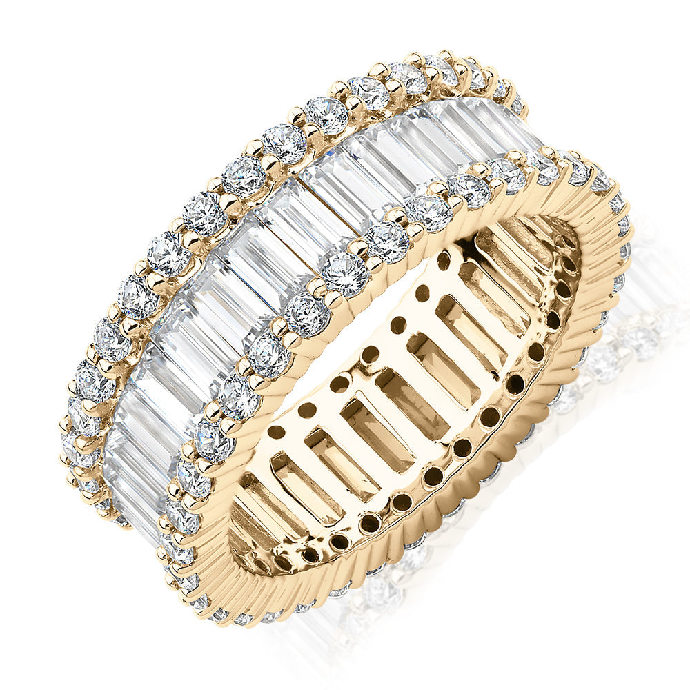 All-rounder eternity band with 5.4 carats* of diamond simulants in 10 carat yellow gold