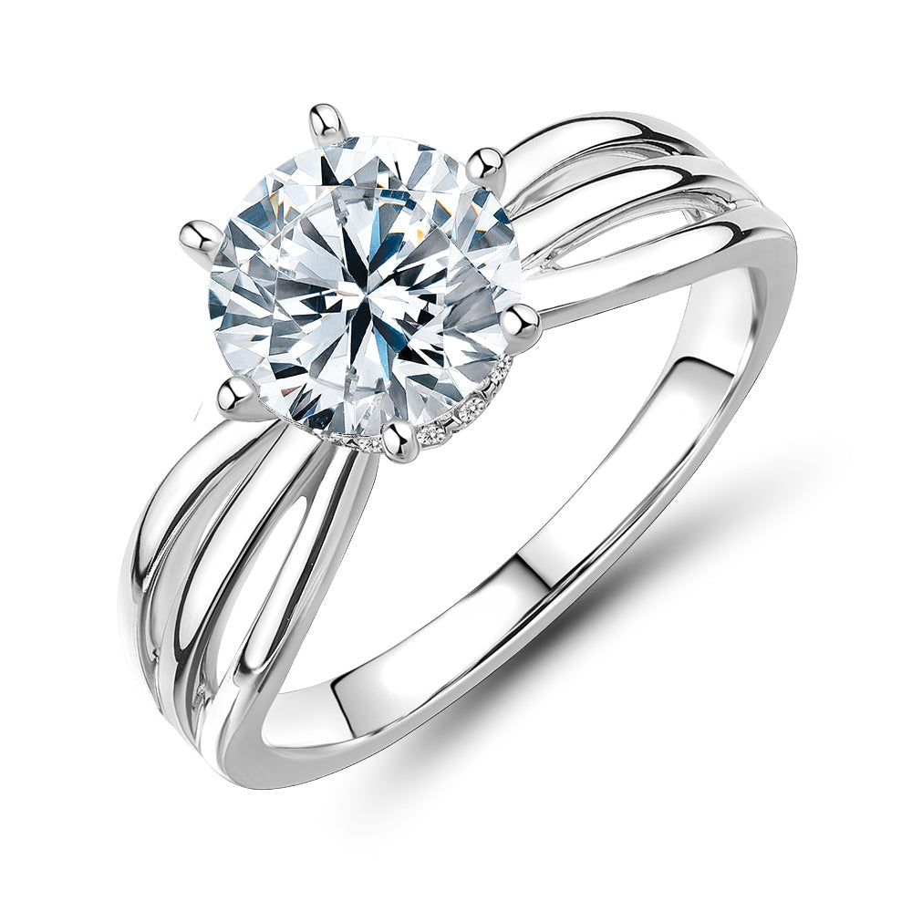 Round Brilliant solitaire engagement ring with 2.2 carat* diamond simulant in 14 carat white gold