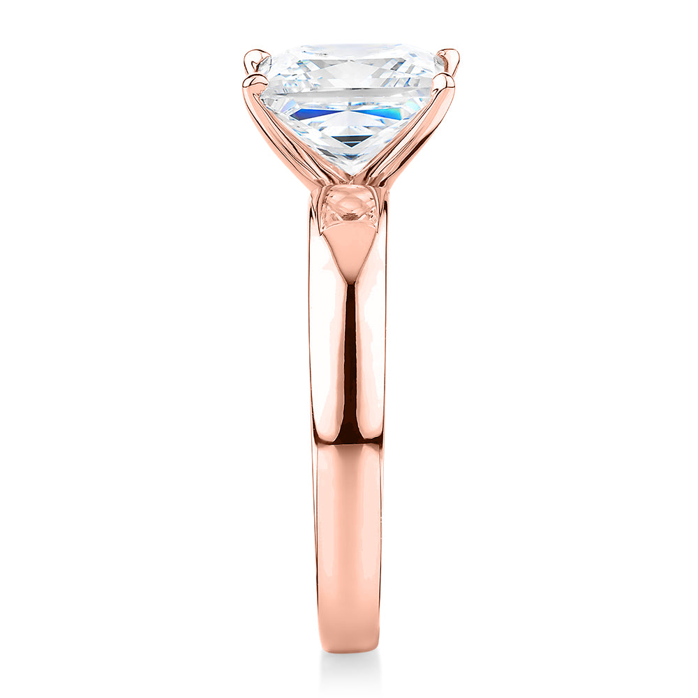 Princess Cut solitaire engagement ring with 3.01 carat* diamond simulant in 14 carat rose gold