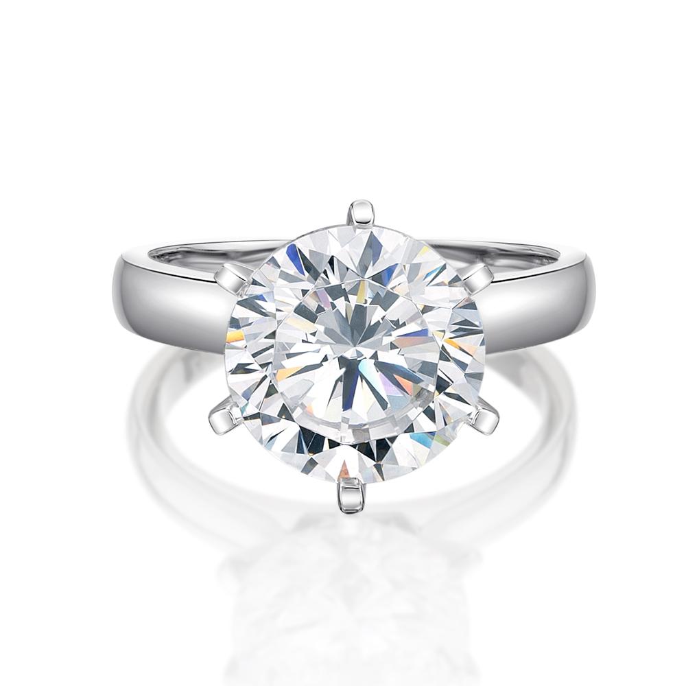 Round Brilliant solitaire engagement ring with 4 carat* diamond simulant in 14 carat white gold