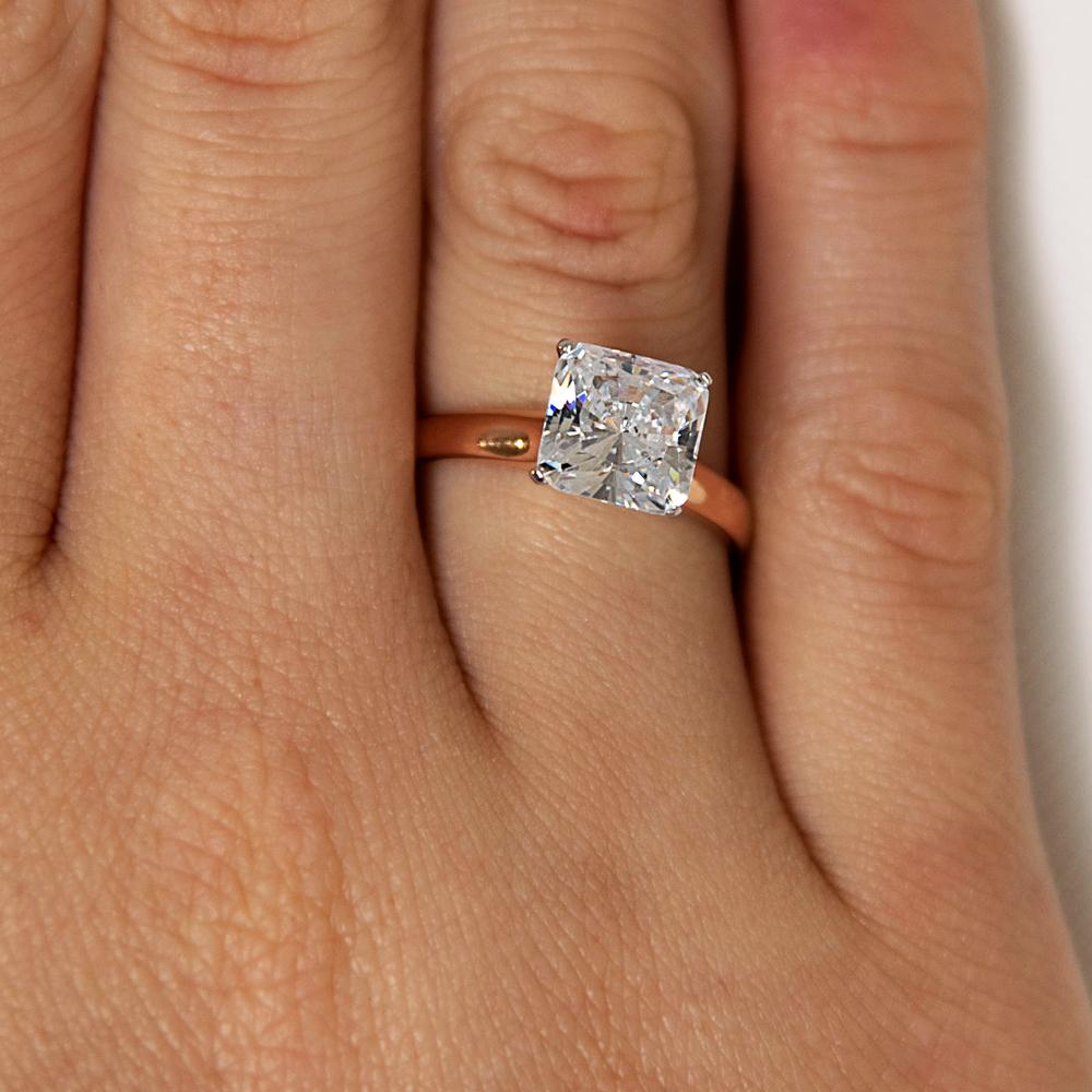 Princess Cut solitaire engagement ring with 2 carat* diamond simulant in 14 carat rose and white gold