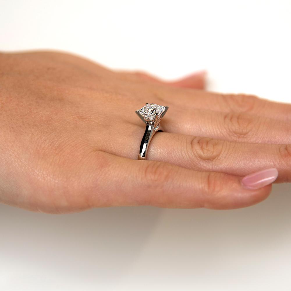 Princess Cut solitaire engagement ring with 2 carat* diamond simulant in 14 carat white gold