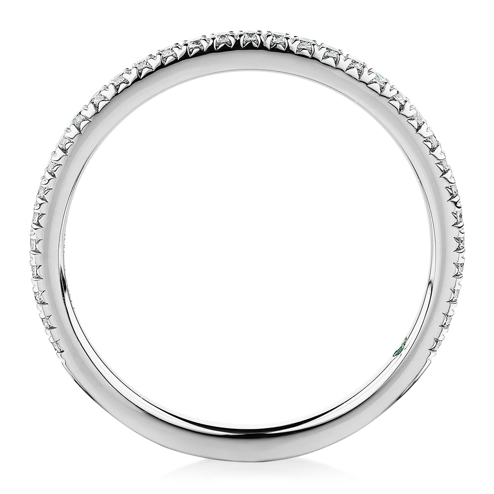 Premium Lab-Grown Diamond, 0.23 carat TW round brilliant wedding or eternity band in 18 carat white gold