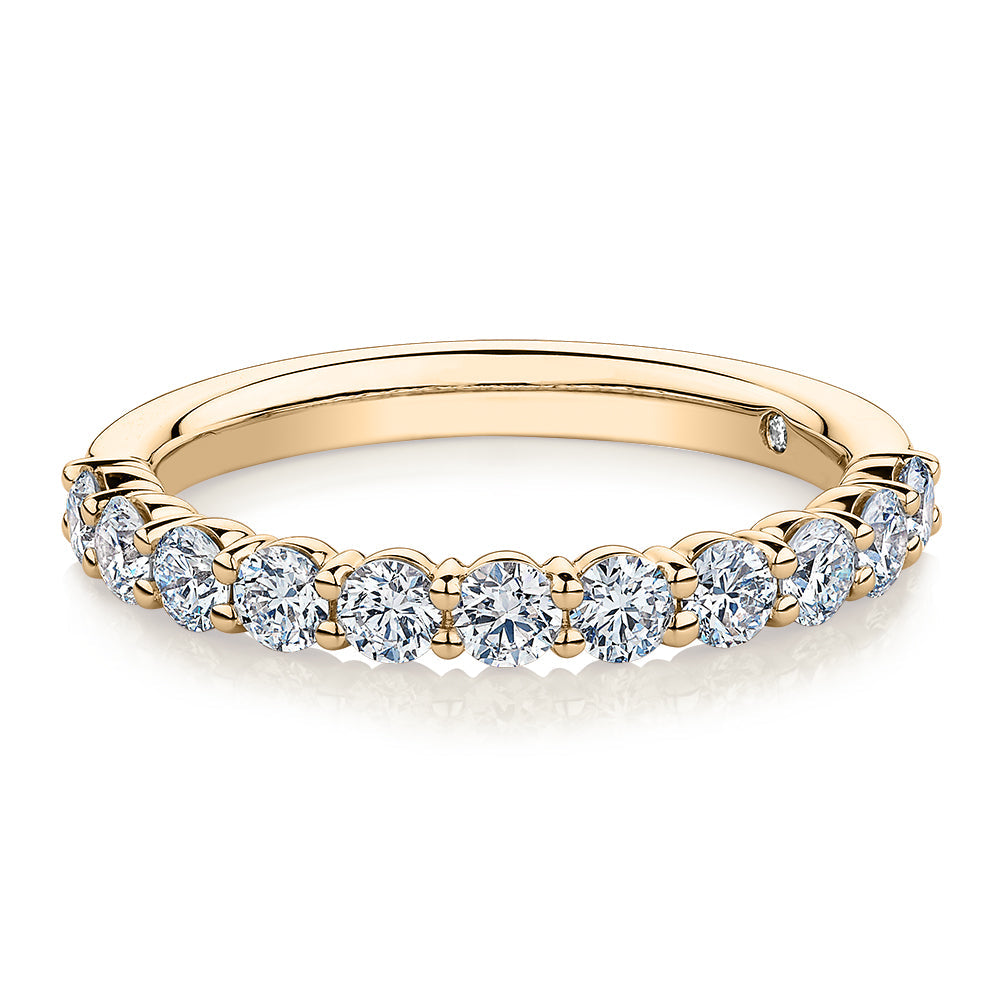 Signature Simulant Diamond 0.90 carat* TW round brilliant wedding or eternity band in 10 carat yellow gold