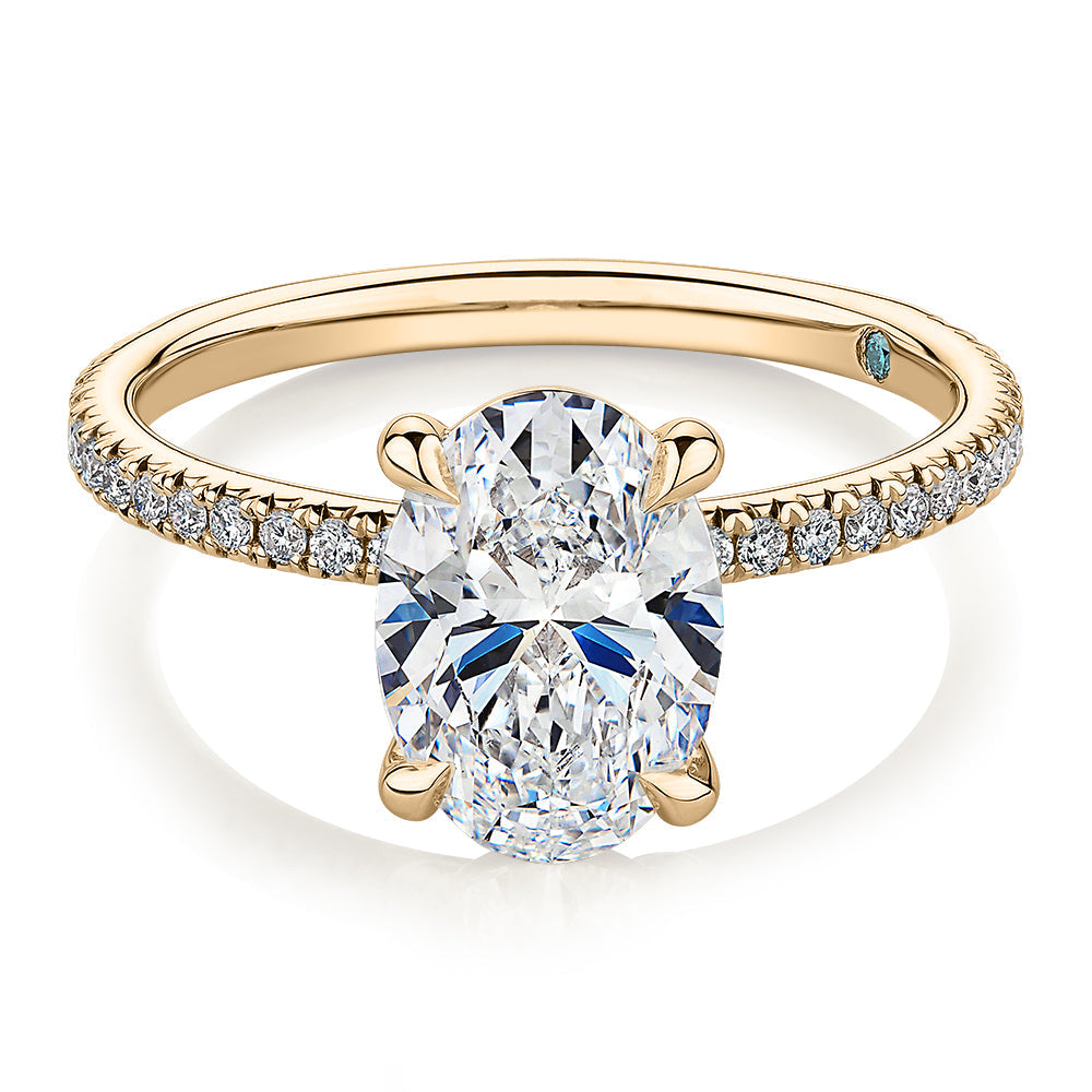 Premium Certified Laboratory Created Diamond, 2.24 carat TW oval and round brilliant shouldered engagement ring in 18 carat yellow gold