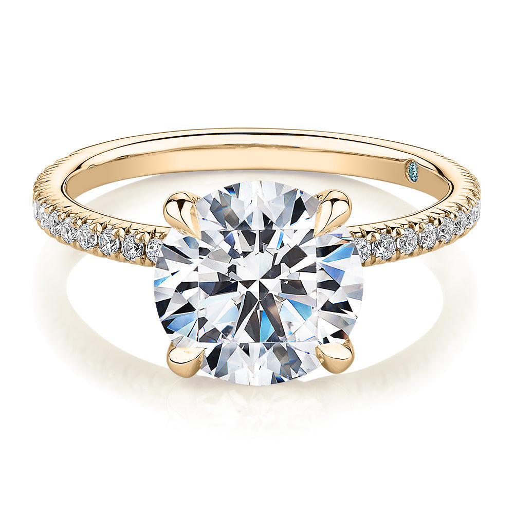 Premium Certified Lab-Grown Diamond, 3.24 carat TW round brilliant shouldered engagement ring in 14 carat yellow gold