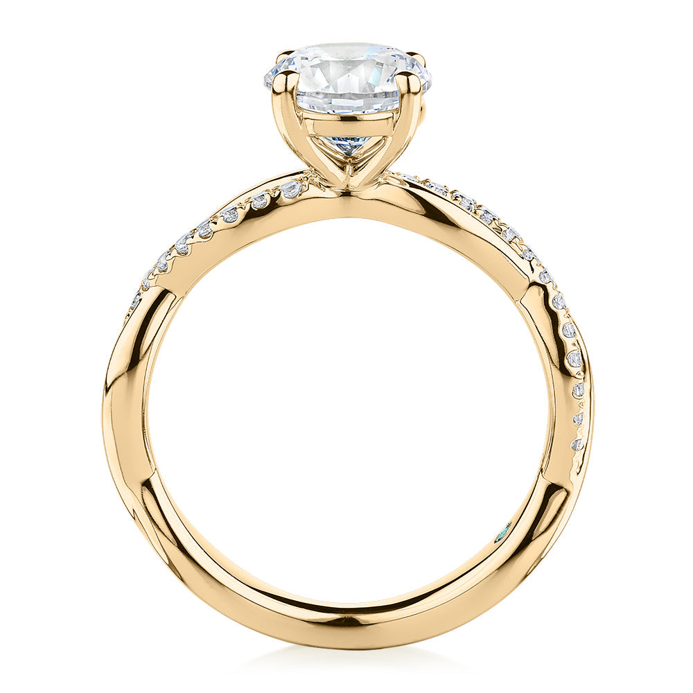 Premium Certified Lab-Grown Diamond, 1.66 carat TW round brilliant shouldered engagement ring in 14 carat yellow gold