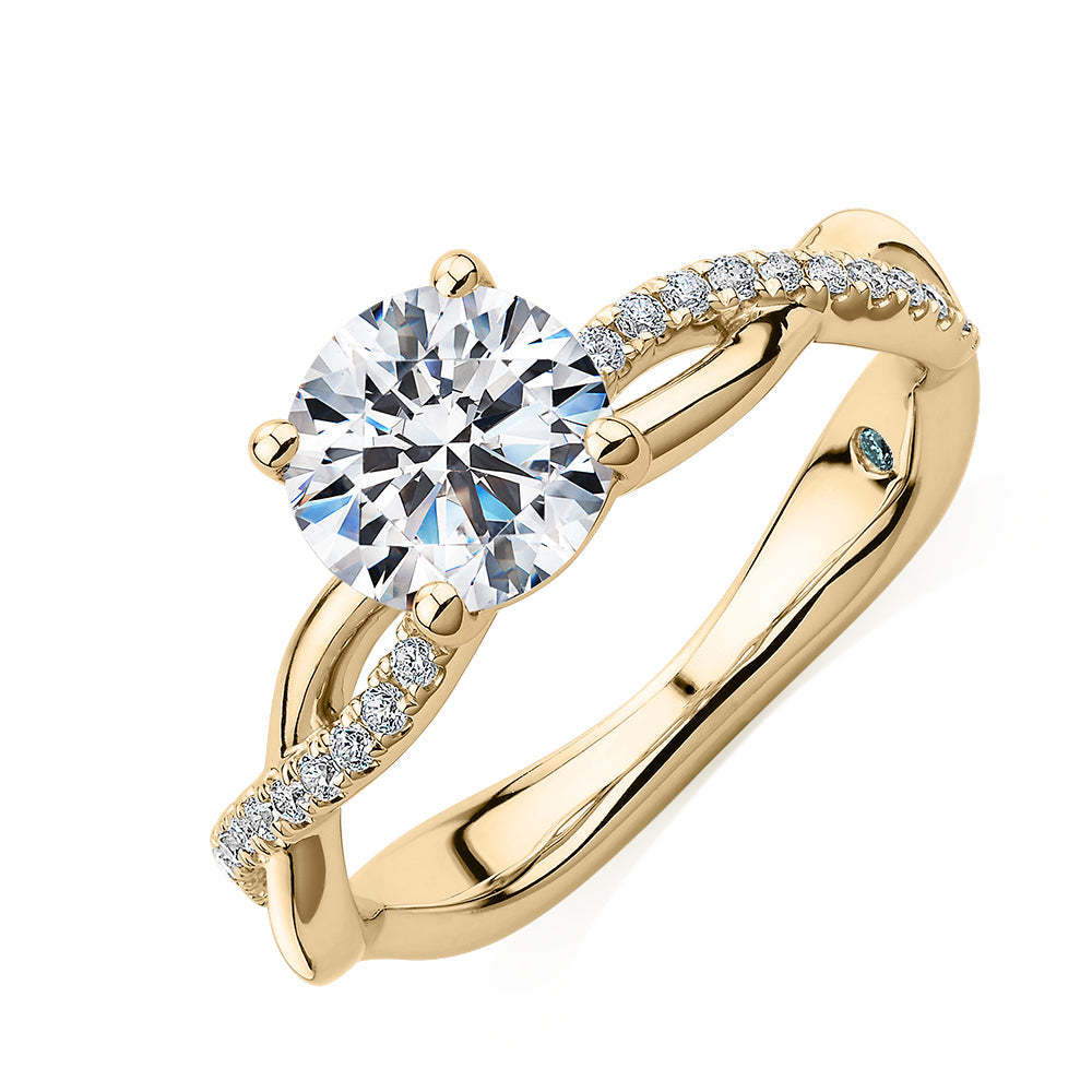 Premium Certified Lab-Grown Diamond, 1.66 carat TW round brilliant shouldered engagement ring in 14 carat yellow gold