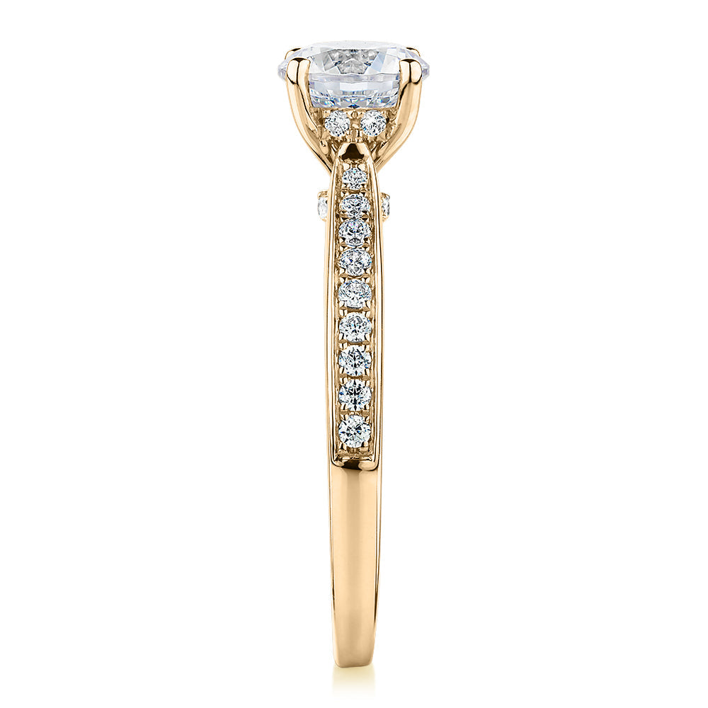 Premium Certified Lab-Grown Diamond, 1.40 carat TW round brilliant shouldered engagement ring in 14 carat yellow gold