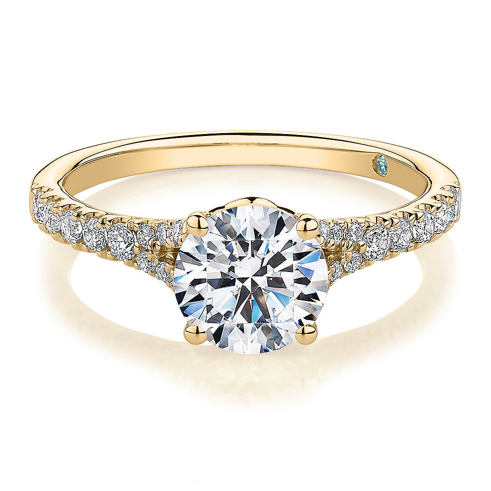Premium Certified Lab-Grown Diamond, 1.81 carat TW round brilliant shouldered engagement ring in 14 carat yellow gold